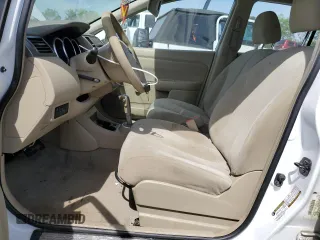 2010 Nissan Versa S z VIN 3N1BC1CP6AL447762, wystawiony jako Copart lot #53617295 z przebiegiem 165 846 mil mil oraz Szkoda całkowita • Salvage title. Historia ofert i sprzedaży dostępna na DreamBid. Obrazek 7.