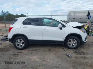 2022 Chevrolet Trax LS with VIN KL7CJNSM6NB522406, listed as a IAAI auction lot 40993801 with 115,738 mi miles. Bid and sale history available at carsss.com. Image 13.