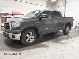 2011 Toyota Tundra z VIN 5TFDY5F15BX165995, wystawiony jako IAAI lot #41974036 z przebiegiem 278 309 mil mil oraz . Historia ofert i sprzedaży dostępna na DreamBid. Obrazek 2.