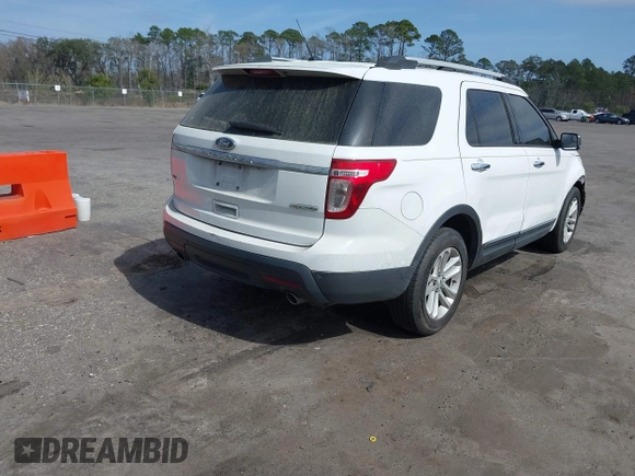2014 Ford Explorer XLT with VIN 1FM5K7D84EGB49627, listed as a IAAI auction lot 41582760 with 212,657 mi miles and . Bid and sale history available at DreamBid. Image 4.