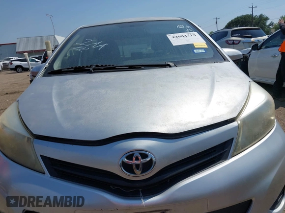 2013 Toyota Yaris L with VIN JTDKTUD3XDD543236, listed as a IAAI auction lot 42084719 with Not Provided miles. Bid and sale history available at carsss.com. Image 6.