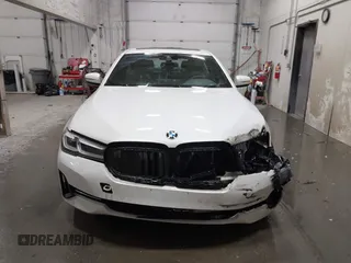 2021 BMW 5 Series 530i xDrive with VIN WBA13BJ09MWX04445, listed as a IAAI auction lot 41461330 with 40,329 mi miles and . Bid and sale history available at carsss.com. Image 12.