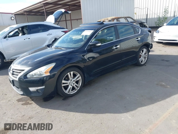 2014 Nissan Altima SL with VIN 1N4BL3AP7EC165164, listed as a IAAI auction lot 41159064 with 152,307 mi miles and . Bid and sale history available at DreamBid. Image 2.