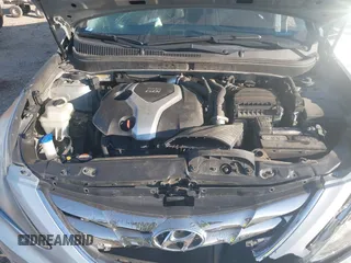 2012 Hyundai Sonata SE with VIN 5NPEC4AB7CH330570, listed as a IAAI auction lot 42108128 with 124,439 mi miles and . Bid and sale history available at carsss.com. Image 10.