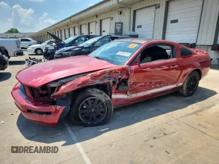2005 Ford Mustang Deluxe с VIN 1ZVFT80N855125699, выставлен на аукционе Copart как лот 62380135 с пробегом 177 276 миль миль и Списание • Salvage title. История ставок и продаж доступна на DreamBid. Изображение 1.