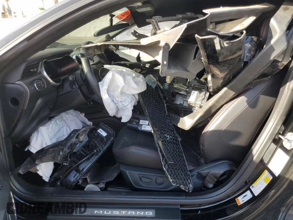 2022 Ford Mustang GT with VIN 1FA6P8CF2N5130818, listed as a Copart auction lot 46319515 with 1,616 mi miles and Salvage title. Bid and sale history available at DreamBid. Image 7.