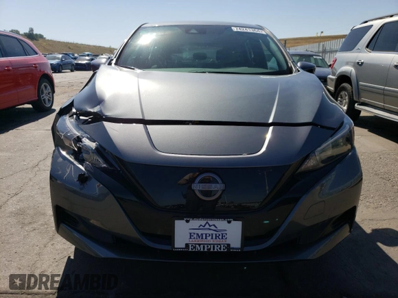 2025 Nissan LEAF S with VIN 1N4AZ1BVXSC558258, listed as a Copart auction lot 74241364 with 939 mi miles and Salvage Title. Bid and sale history available at carsss.com. Image 5.