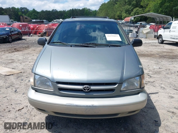 1998 Toyota Sienna LE with VIN 4T3ZF13C9WU029468, listed as a IAAI auction lot 42199057 with Not provided miles and . Bid and sale history available at DreamBid. Image 13.