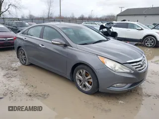 2011 Hyundai Sonata SE with VIN 5NPEC4AC4BH268438, listed as a IAAI auction lot 41588949 with 164,339 mi miles. Bid and sale history available at carsss.com. Image 1.