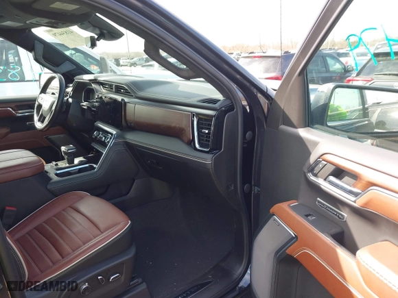 2023 GMC Sierra 1500 Denali Ultimate with VIN 1GTUUHE89PZ314769, listed as a IAAI auction lot 41834479 with 28,088 mi miles. Bid and sale history available at carsss.com. Image 5.