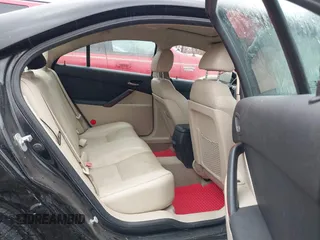 2006 Pontiac G6 GT with VIN 1G2ZH558564291757, listed as a IAAI auction lot 41823407 with 185,859 mi miles and . Bid and sale history available at DreamBid. Image 8.