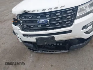 2017 Ford Explorer XLT z VIN 1FM5K8D84HGB85845, wystawiony jako IAAI lot #42342199 z przebiegiem 86 378 mil mil oraz . Historia ofert i sprzedaży dostępna na DreamBid. Obrazek 6.
