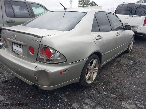 2001 Lexus IS 300 with VIN JTHBD182510014579, listed as a IAAI auction lot 41736860 with 1 mi miles. Bid and sale history available at carsss.com. Image 4.