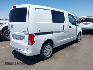 2021 Nissan NV200 SV with VIN 3N6CM0KN0MK700333, listed as a IAAI auction lot 42570470 with 66,845 mi miles and . Bid and sale history available at DreamBid. Image 4.