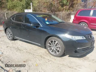2015 Acura TLX V6 Tech with VIN 19UUB3F5XFA006165, listed as a IAAI auction lot 40686904 with 211,648 mi miles. Bid and sale history available at carsss.com. Image 1.