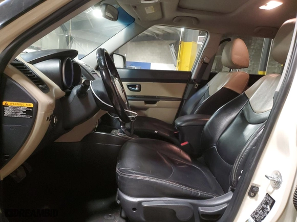 2013 Kia Soul + with VIN KNDJT2A68D7776027, listed as a Copart auction lot 44798915 with 140,756 mi miles and Salvage Title. Bid and sale history available at carsss.com. Image 7.