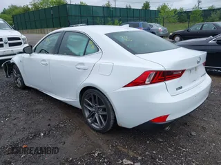 2016 Lexus IS 300/350 z VIN JTHCM1D20G5010428, wystawiony jako IAAI lot #42253079 z przebiegiem 104 880 mil mil oraz . Historia ofert i sprzedaży dostępna na DreamBid. Obrazek 3.