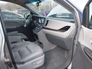 2017 Toyota Sienna XLE Auto Access Seat with VIN 5TDYZ3DC9HS850264, listed as a IAAI auction lot 41716519 with 95,454 mi miles and . Bid and sale history available at DreamBid. Image 5.