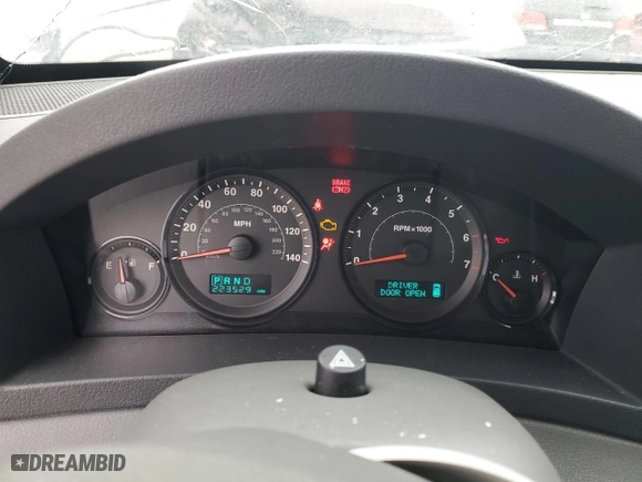2005 Jeep Grand Cherokee Laredo with VIN 1J4HR48N65C626992, listed as a Copart auction lot 45107265 with 223,529 mi miles and Clean Title. Bid and sale history available at carsss.com. Image 9.