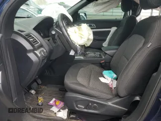 2017 Ford Explorer XLT z VIN 1FM5K8DH5HGC36348, wystawiony jako Copart lot #58332195 z przebiegiem 134 314 mil mil oraz Szkoda całkowita • Salvage title. Historia ofert i sprzedaży dostępna na DreamBid. Obrazek 7.