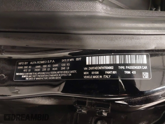 2017 Alfa Romeo Giulia Ti z VIN ZARFAECN7H7554902, wystawiony jako IAAI lot #41599442 z przebiegiem 84 045 mil mil oraz . Historia ofert i sprzedaży dostępna na DreamBid. Obrazek 9.