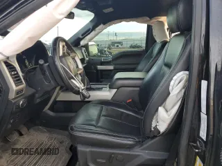 2019 Ford F-150 XL z VIN 1FTEW1EP6KFB40117, wystawiony jako Copart lot #51118595 z przebiegiem 103 964 mil mil oraz Szkoda całkowita • Salvage title. Historia ofert i sprzedaży dostępna na DreamBid. Obrazek 7.