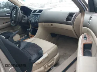2004 Honda Accord EX with VIN 1HGCM66514A061236, listed as a IAAI auction lot 42565461 with 214,605 mi miles and . Bid and sale history available at DreamBid. Image 5.