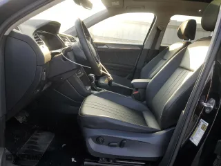 2022 Volkswagen Tiguan SE with VIN 3VV2B7AX9NM161654, listed as a Copart auction lot 48388295 with 51,585 mi miles and Salvage Title. Bid and sale history available at carsss.com. Image 7.
