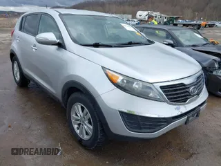 2011 Kia Sportage LX with VIN KNDPB3A21B7059725, listed as a IAAI auction lot 41814298 with 178,023 mi miles and . Bid and sale history available at carsss.com. Image 1.