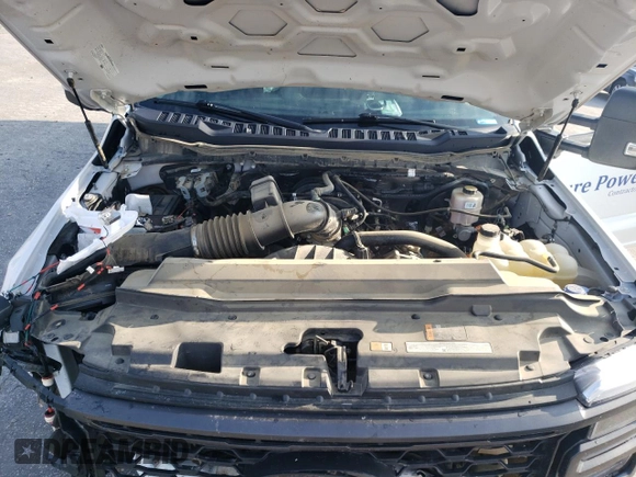 2023 Ford F-250 XL z VIN 1FT8W2BA9PEC15747, wystawiony jako Copart lot #65124184 z przebiegiem 39 939 mil mil oraz Szkoda całkowita • Salvage title. Historia ofert i sprzedaży dostępna na DreamBid. Obrazek 11.