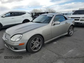 2004 Mercedes-Benz SLK с VIN WDBKK66FX4F305105, выставлен на аукционе Copart как лот 47498255 с пробегом 68 896 миль миль и Списание • Salvage title. История ставок и продаж доступна на DreamBid. Изображение 1.