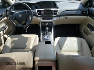 2014 Honda Accord Touring z VIN 1HGCR6F73EA006677, wystawiony jako Copart lot #54866235 z przebiegiem 226 846 mil mil oraz Szkoda całkowita • Salvage title. Historia ofert i sprzedaży dostępna na DreamBid. Obrazek 8.
