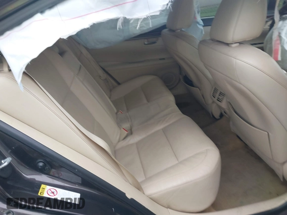2013 Lexus ES 4dr Sdn with VIN JTHBK1GG9D2029078, listed as a IAAI auction lot 41970085 with 130,898 mi miles. Bid and sale history available at carsss.com. Image 8.
