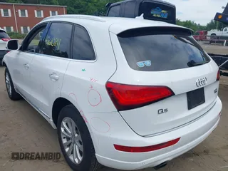 2015 Audi Q5 Premium Plus with VIN WA1LFAFP0FA139001, listed as a IAAI auction lot 42610811 with 109,613 mi miles and . Bid and sale history available at DreamBid. Image 3.