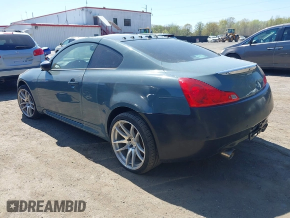 2010 Infiniti G37 Coupe x with VIN JN1CV6EL5AM151255, listed as a IAAI auction lot 42063389 with 1 mi miles. Bid and sale history available at carsss.com. Image 3.