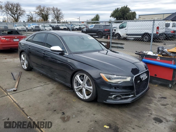 2013 Audi S6 Prestige z VIN WAUJ2AFC7DN138680, wystawiony jako Copart lot #84727114 z przebiegiem 153 915 mil mil oraz Tytuł czysty. Historia ofert i sprzedaży dostępna na DreamBid. Obrazek 4.