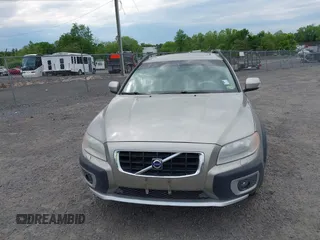 2008 Volvo XC70 z VIN YV4BZ982781035503, wystawiony jako IAAI lot #41821312 z przebiegiem 135 389 mil mil oraz . Historia ofert i sprzedaży dostępna na DreamBid. Obrazek 6.