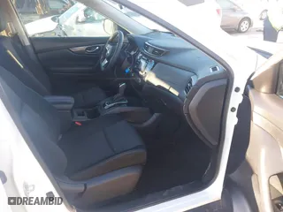 2017 Nissan Rogue SL with VIN JN8AT2MV7HW008445, listed as a IAAI auction lot 41750567 with 112,807 mi miles. Bid and sale history available at carsss.com. Image 5.