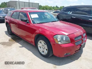 2006 Dodge Magnum z VIN 2D4FV47VX6H429710, wystawiony jako IAAI lot #42398949 z przebiegiem 241 555 mil mil oraz . Historia ofert i sprzedaży dostępna na DreamBid. Obrazek 1.