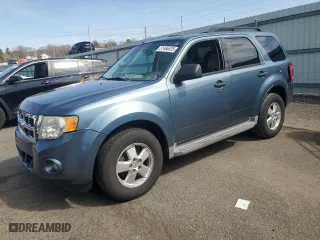 2011 Ford Escape XLT with VIN 1FMCU9D70BKA60263, listed as a Copart auction lot 51466525 with 206,375 mi miles and Salvage Title. Bid and sale history available at carsss.com. Image 1.