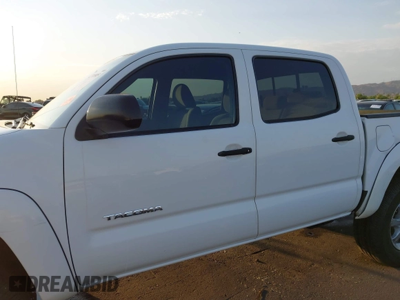 2014 Toyota Tacoma PreRunner with VIN 3TMJU4GN3EM160587, listed as a IAAI auction lot 42710985 with 200,867 mi miles and . Bid and sale history available at DreamBid. Image 14.