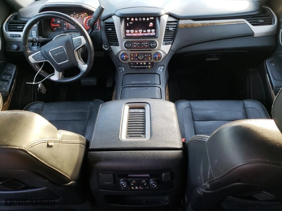 2016 GMC Yukon XL Denali with VIN 1GKS2HKJ1GR304195, listed as a Copart auction lot 89210675 with 185,539 mi miles and Clean Title. Bid and sale history available at carsss.com. Image 8.