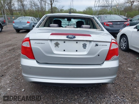 2010 Ford Fusion Hybrid with VIN 3FADP0L30AR121282, listed as a IAAI auction lot 41943397 with 109,559 mi miles. Bid and sale history available at carsss.com. Image 16.