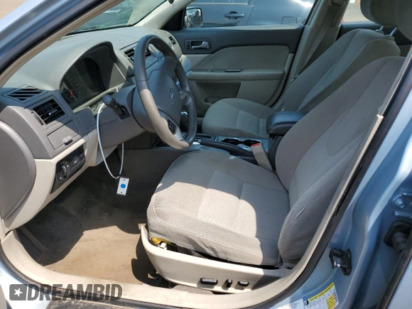 2011 Ford Fusion Hybrid with VIN 3FADP0L33BR117387, listed as a Copart auction lot 61782605 with 151,617 mi miles and Salvage title. Bid and sale history available at DreamBid. Image 7.