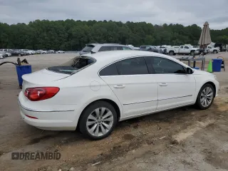 2009 Volkswagen CC Sport with VIN WVWML73C39E549439, listed as a Copart auction lot 70578094 with 123,890 mi miles and Salvage Title. Bid and sale history available at carsss.com. Image 3.
