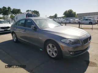 2012 BMW 5 Series 528i with VIN WBAXG5C54CDX06011, listed as a Copart auction lot 55601955 with 146,637 mi miles and Clean Title. Bid and sale history available at carsss.com. Image 4.