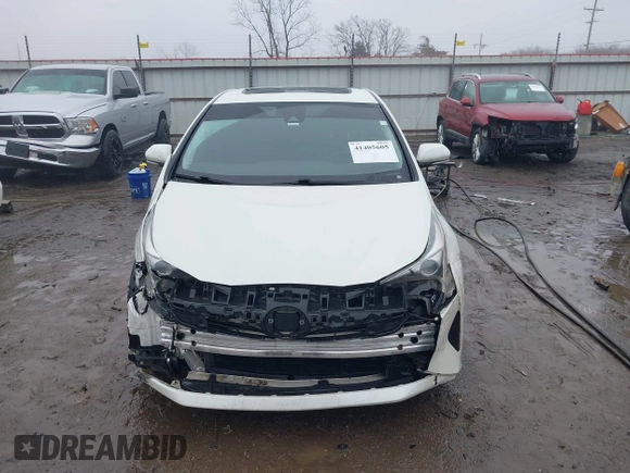 2018 Toyota Prius Two with VIN JTDKARFU1J3547489, listed as a IAAI auction lot 41405605 with 146,971 mi miles. Bid and sale history available at carsss.com. Image 13.