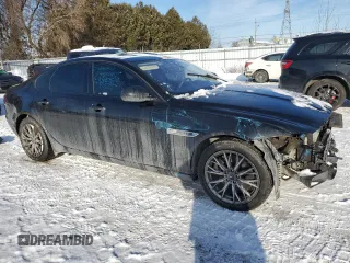 2017 Jaguar XF 35t Premium with VIN SAJBJ4BV2HCY29587, listed as a Copart auction lot 43982365 with 177,086 mi miles and Clean Title. Bid and sale history available at carsss.com. Image 4.