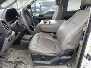 2017 Ford F-250 XLT с VIN 1FT7X2A62HEB67273, выставлен на аукционе Copart как лот 55683035 с пробегом 242 561 миль миль и Списание • Salvage title. История ставок и продаж доступна на DreamBid. Изображение 7.