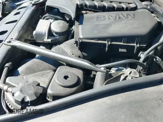 2013 BMW 5 Series 535i xDrive с VIN WBAFU7C5XDDU70286, выставлен на аукционе IAAI как лот 42722507 с пробегом 146 686 миль миль и . История ставок и продаж доступна на DreamBid. Изображение 19.